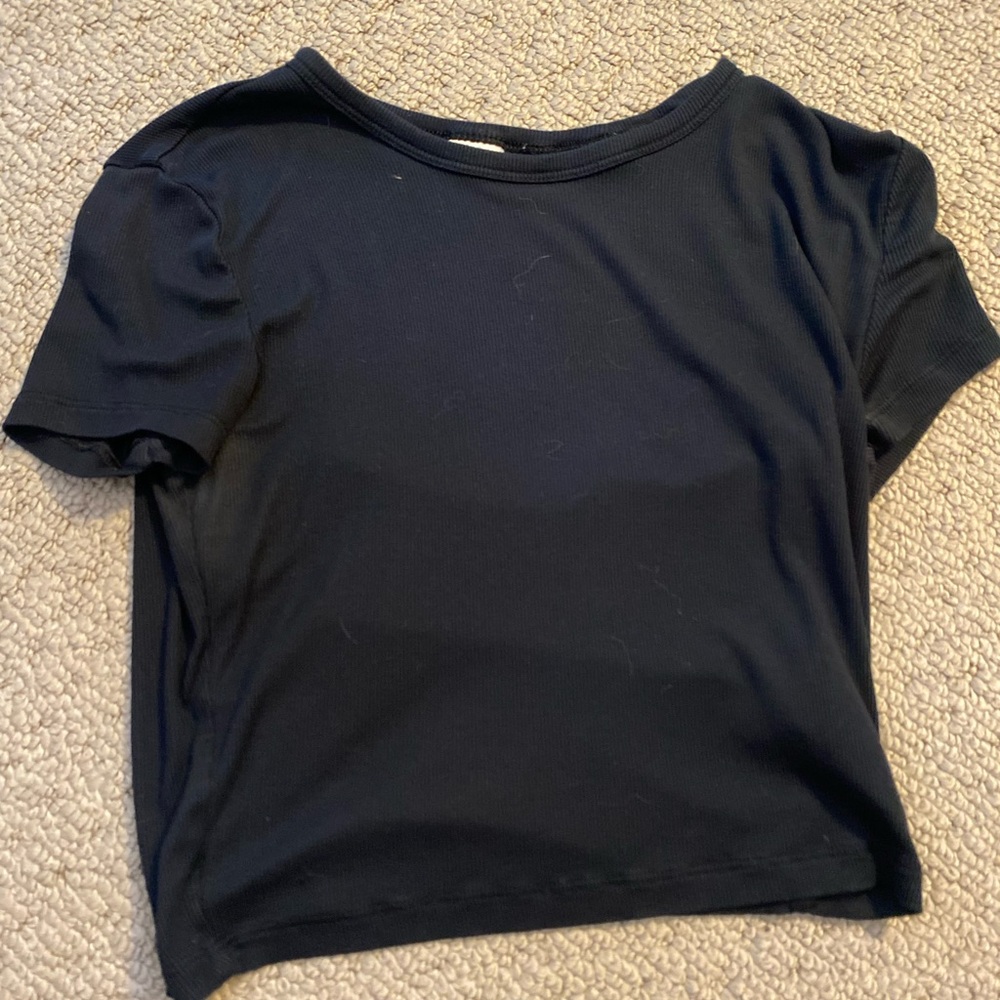 Plain black t-shirt